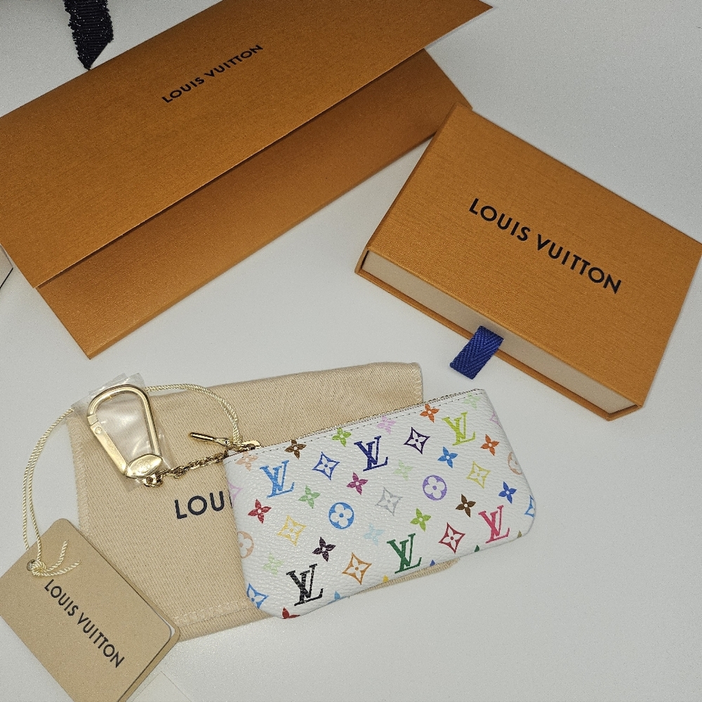 Brand New 2026 Authentic Louis Vuitton Murakami Multicolor Monogram Key Pouch - Picture 11 of 17